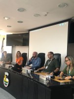 Câmara assina convênios com a Unimed e o Sesc