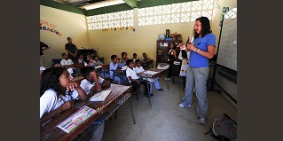 Câmara de Friburgo homenageia profissionais de educação hoje (27)