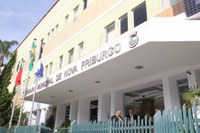 Câmara homenageia personalidades da área do esporte de Friburgo