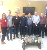 Câmara recebe dirigentes da CDL e do Sincomércio em café da tarde